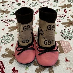 Gucci Beige and Brown Textured Fabric booties